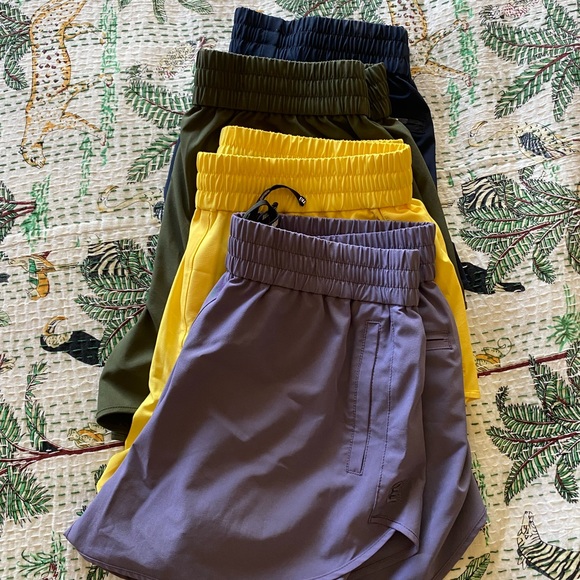 P.E Nation, Like NEW, set of 4 shorts. The Full Time Short. - Picture 15 of 15